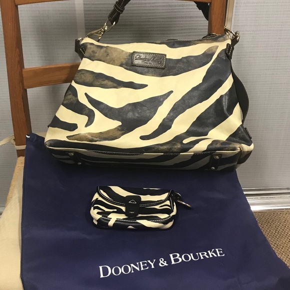 💗 Dooney & Bourke Distressed Animal Print Leather Hobo Bag w/ Coin Purse - Picture 11 of 11
